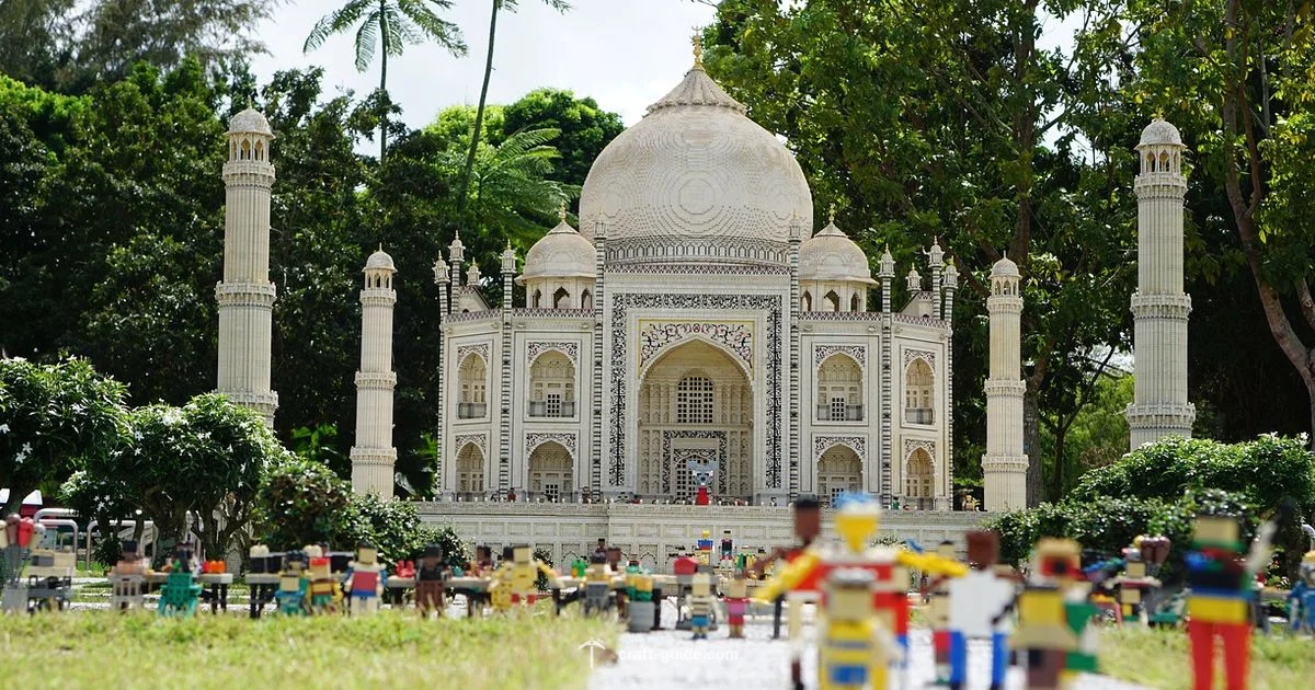 Minecraft Lego Crossover - Craft Guide