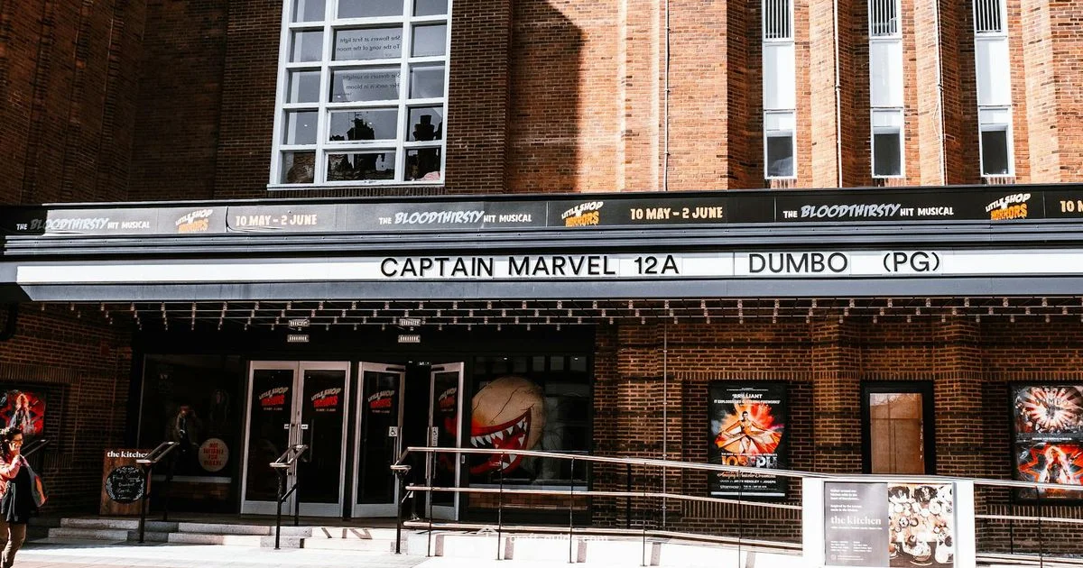 Minecraft on Netflix Minecraft on Netflix - Craft Guide