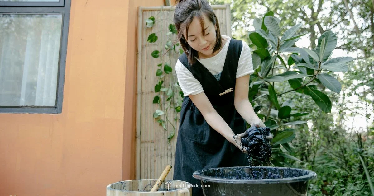 Grey Dye Guide - Craft Guide